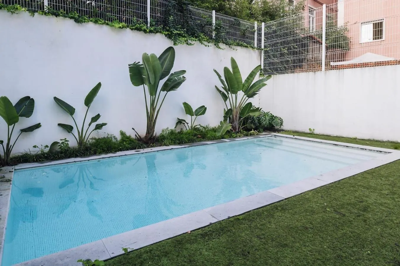 Martos - 1 Bedroom And Terrace In Santos Lisbon